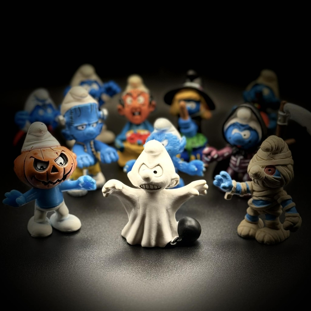 🤍💙🖤Halloween-Themed Smurf Figurine Set🖤💙🤍